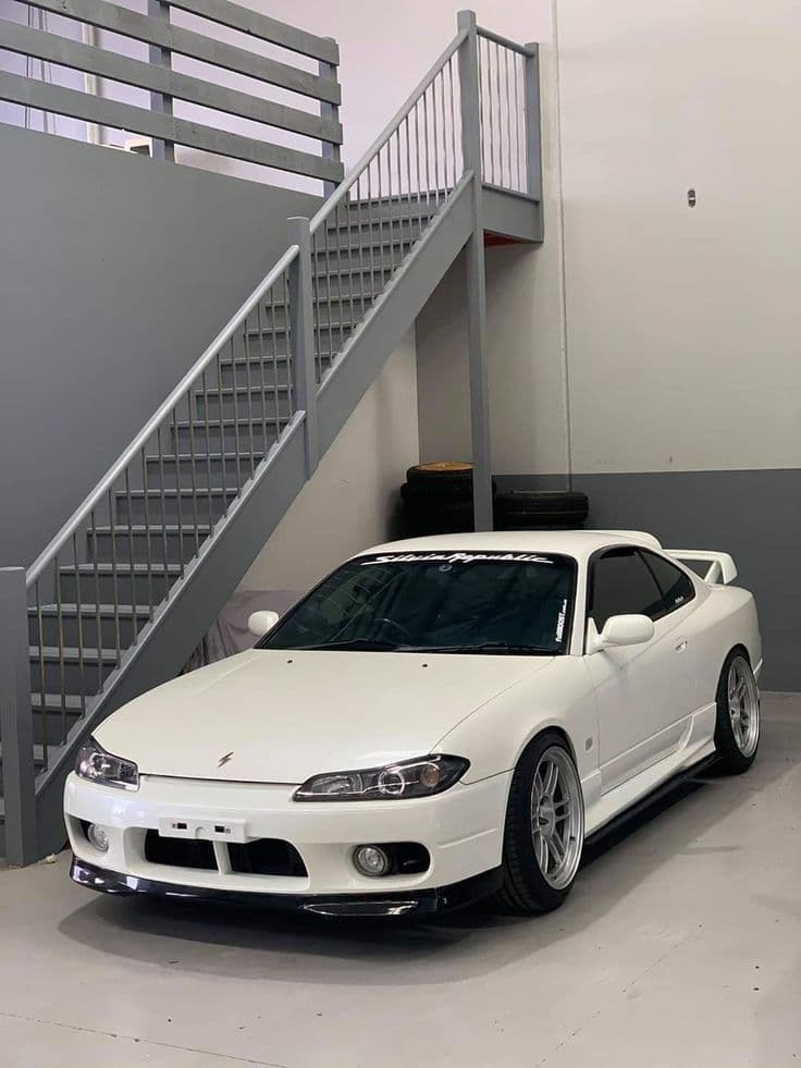 Nissan Silvia S15