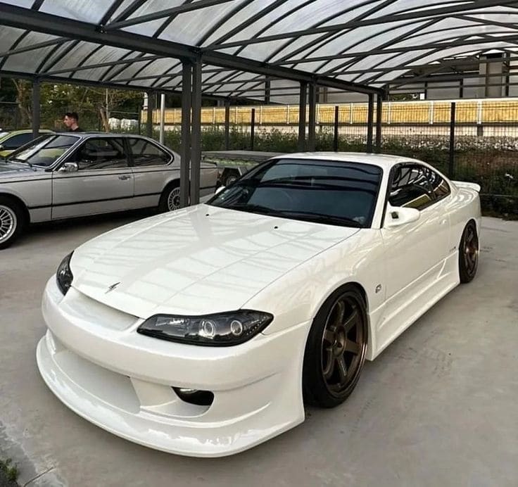 Nissan Silvia S15
