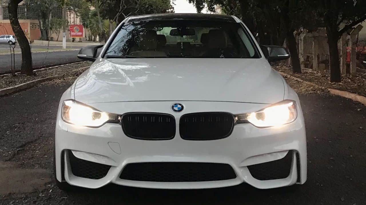 BMW 320I 2015