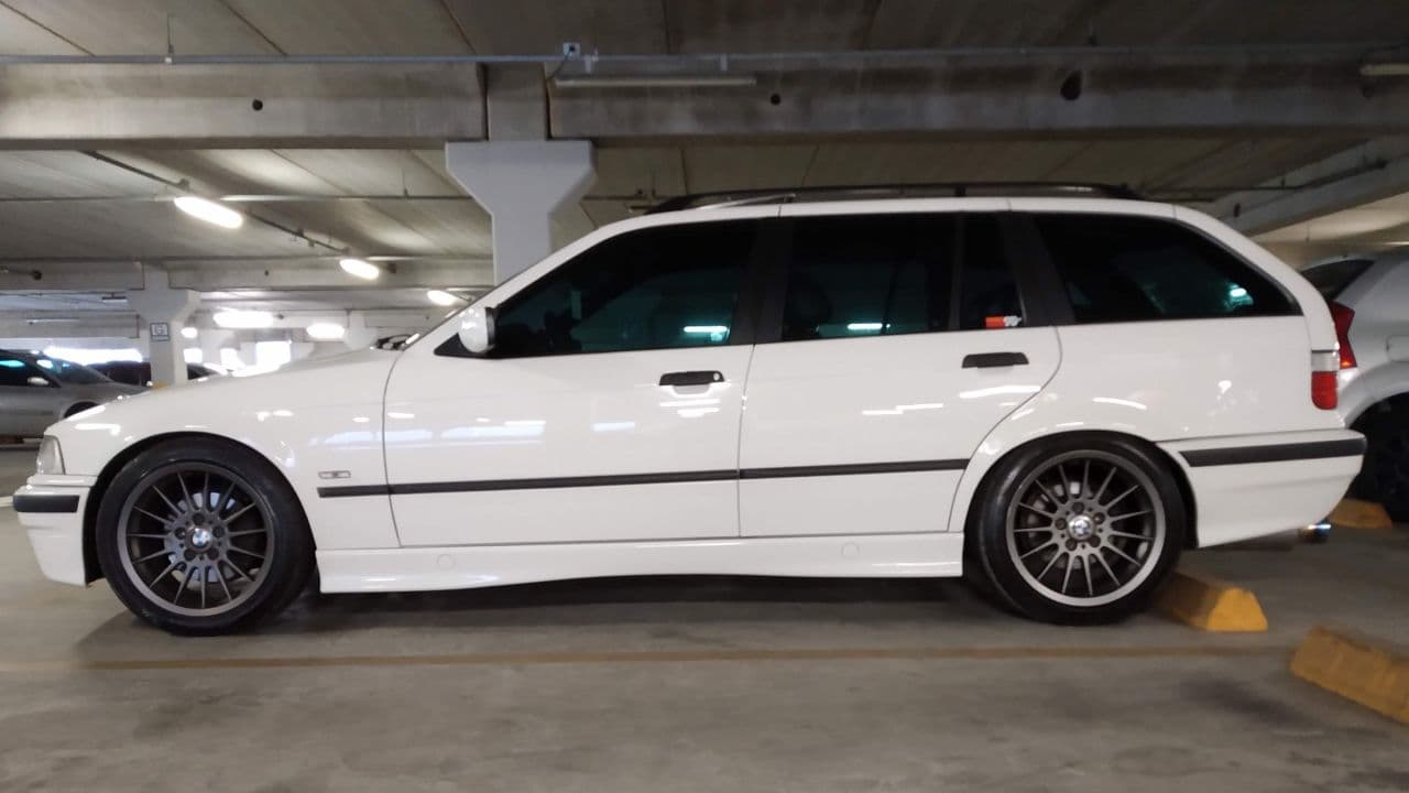 BMW 323I TOURING PERUA 1998