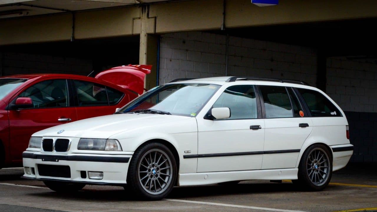 BMW 323I TOURING PERUA 1998