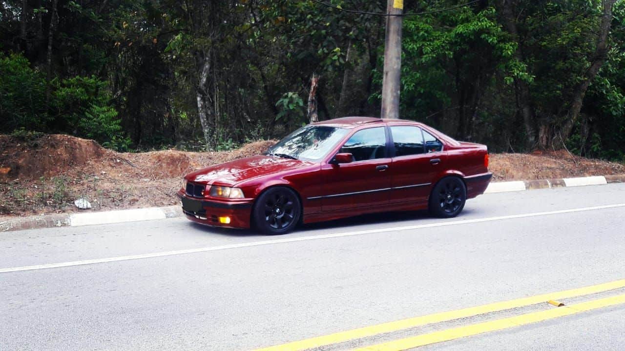 BMW 325I SEDA 1993