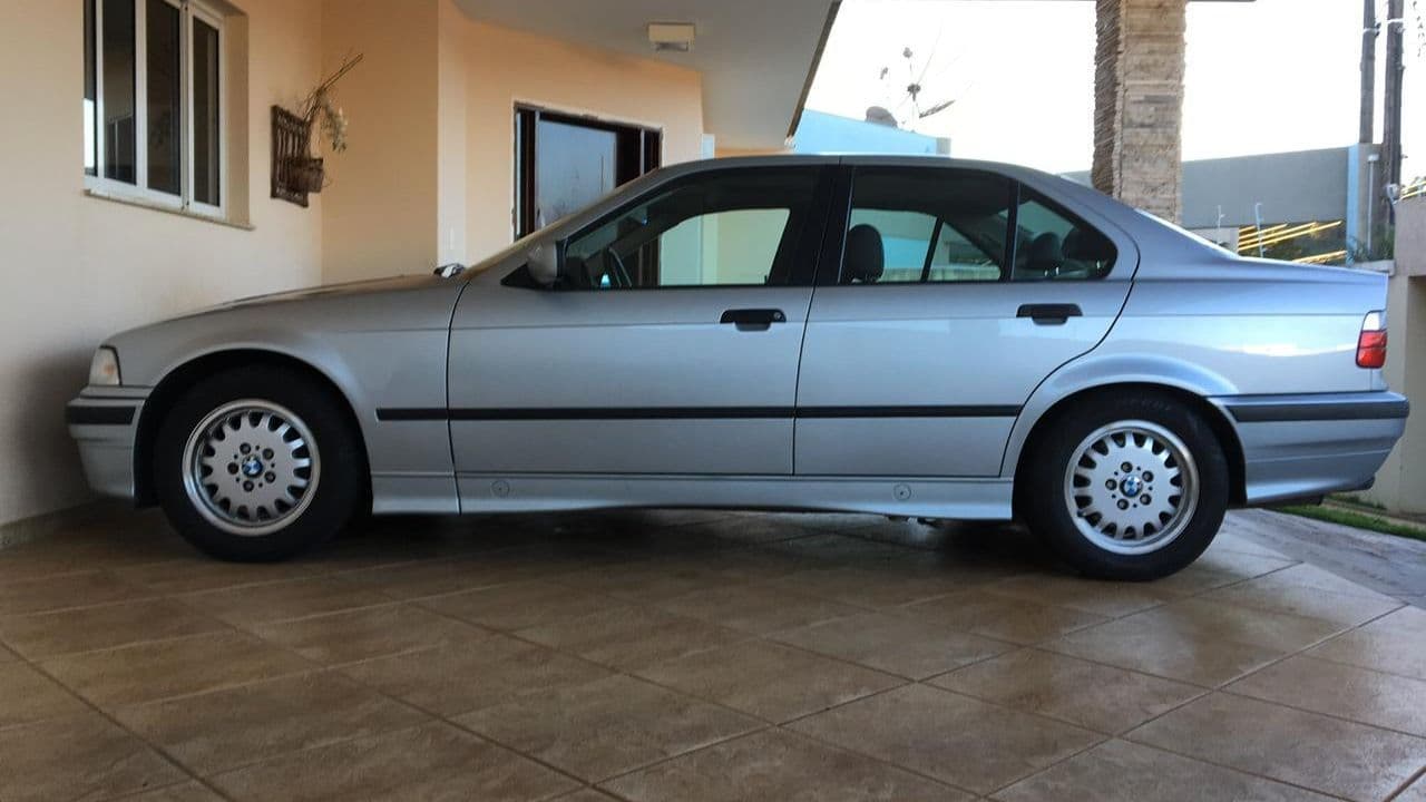 BMW 325I SEDA 1994