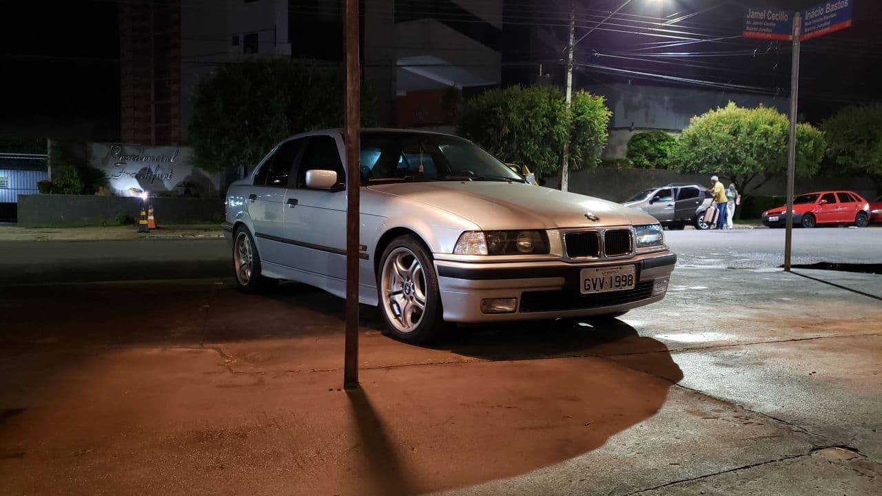 BMW 328I SEDA 1996
