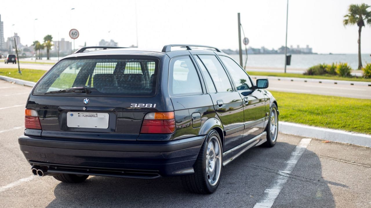 BMW 328I TOURING 1996