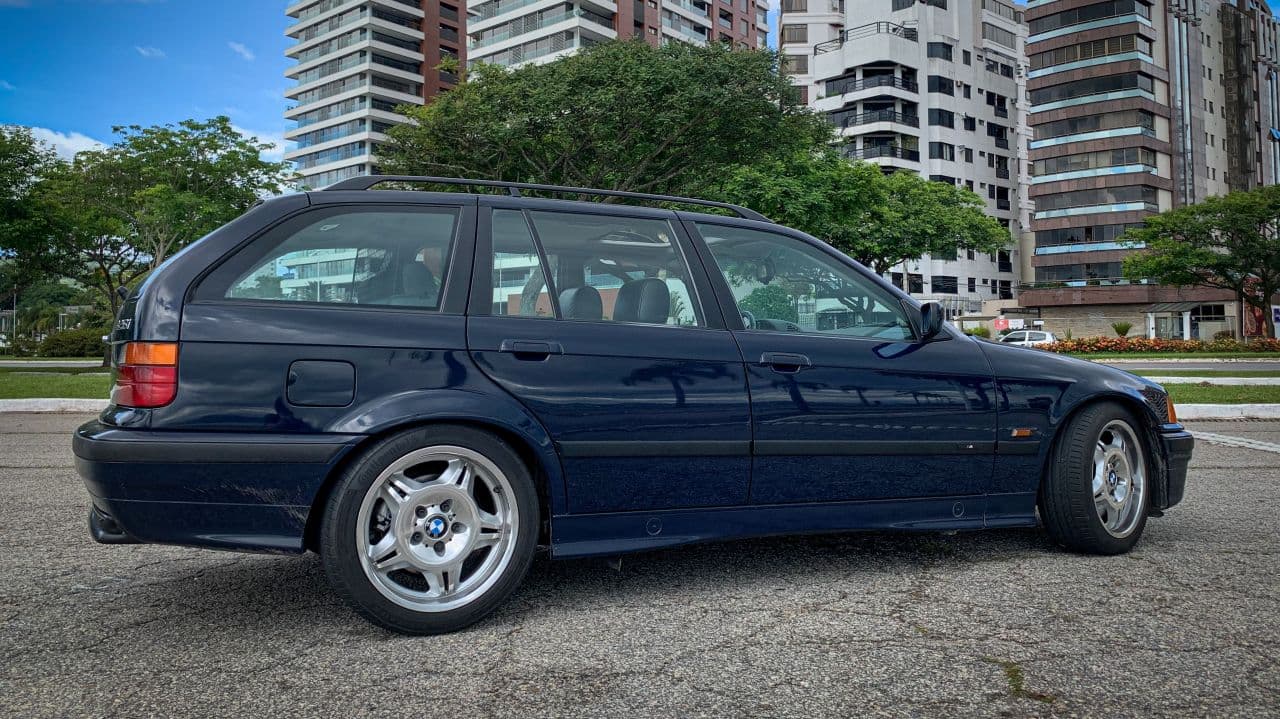 BMW 328I TOURING 1996