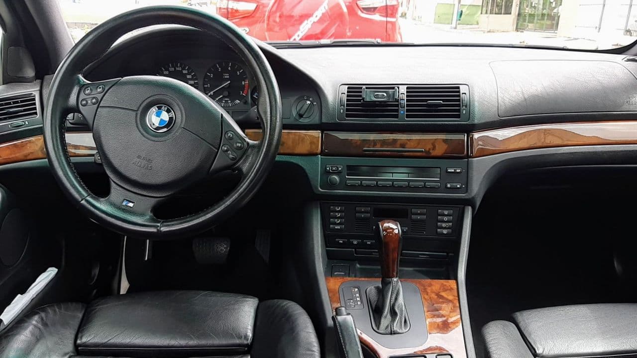 BMW 540I 2002