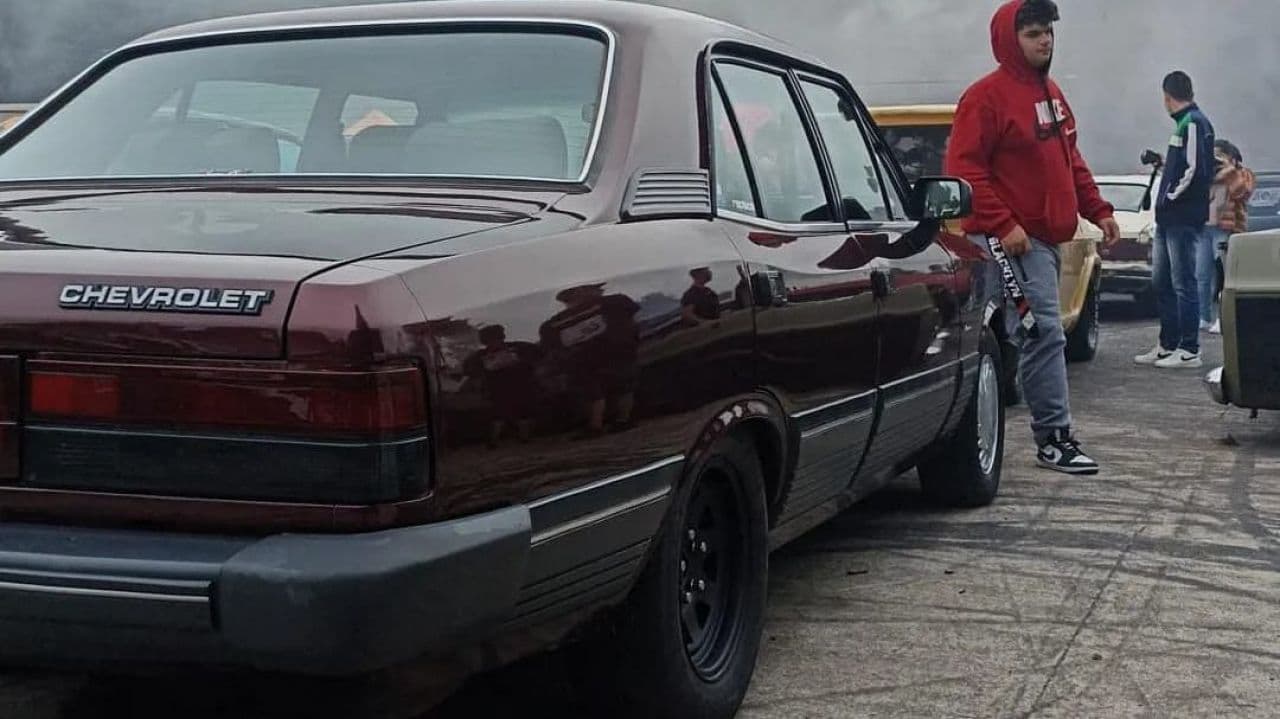 CHEVROLET OPALA SEDA 1990