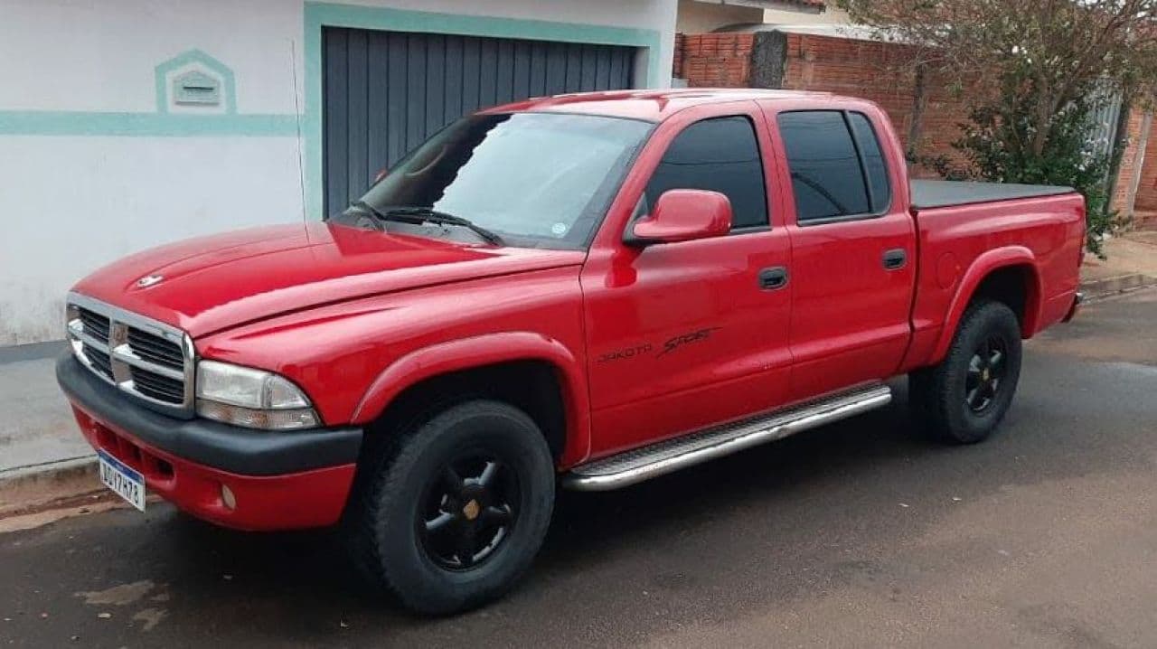 DODGE DAKOTA CABINE DUPLA 2001