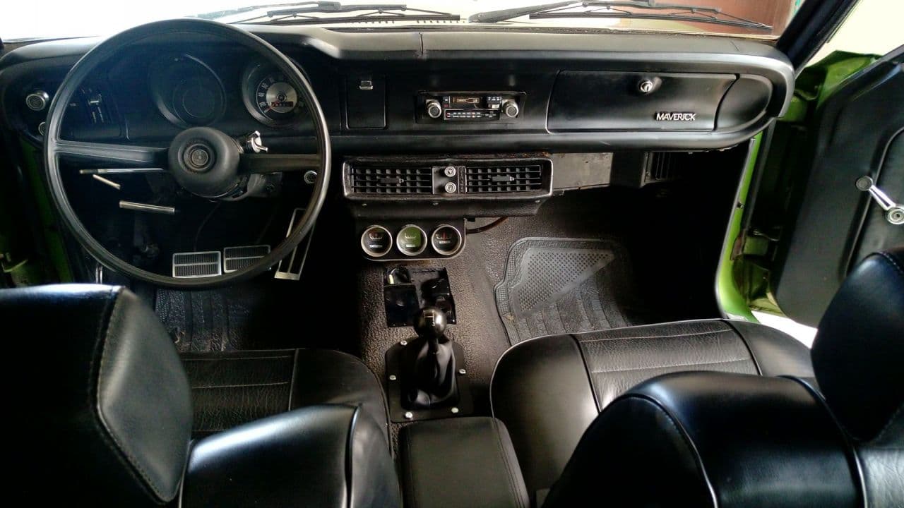 FORD MAVERICK SEDAN 1974
