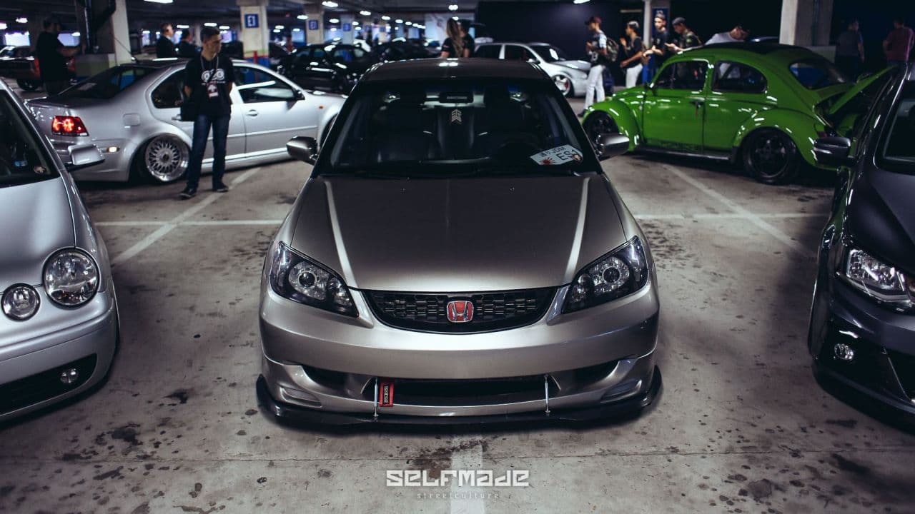 HONDA CIVIC 2004