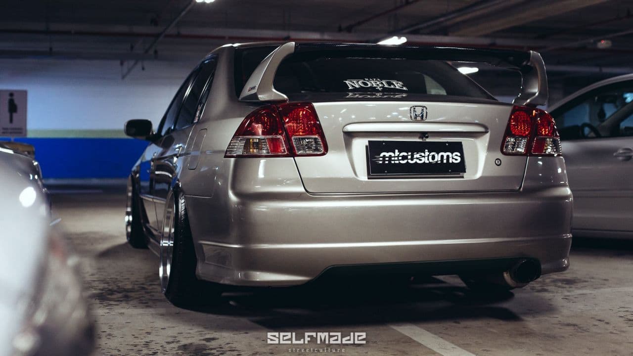 HONDA CIVIC 2004