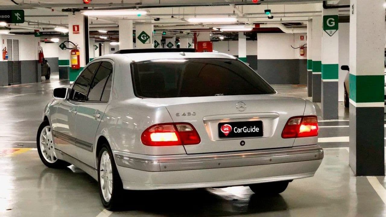 MERCEDES-BENZ E430 2002