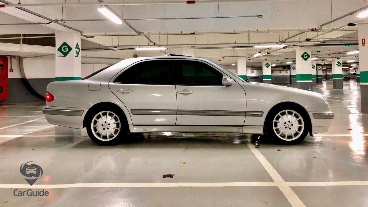 MERCEDES-BENZ E430 2002