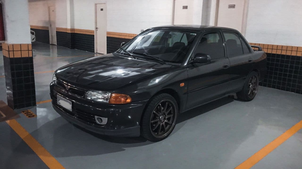 MITSUBISHI LANCER 1995