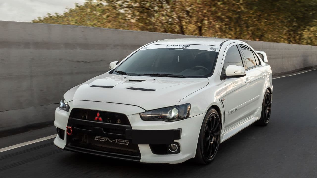 MITSUBISHI LANCER 2014