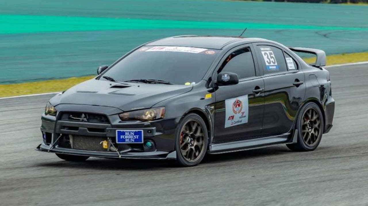 MITSUBISHI LANCER EVOLUTION X 2012
