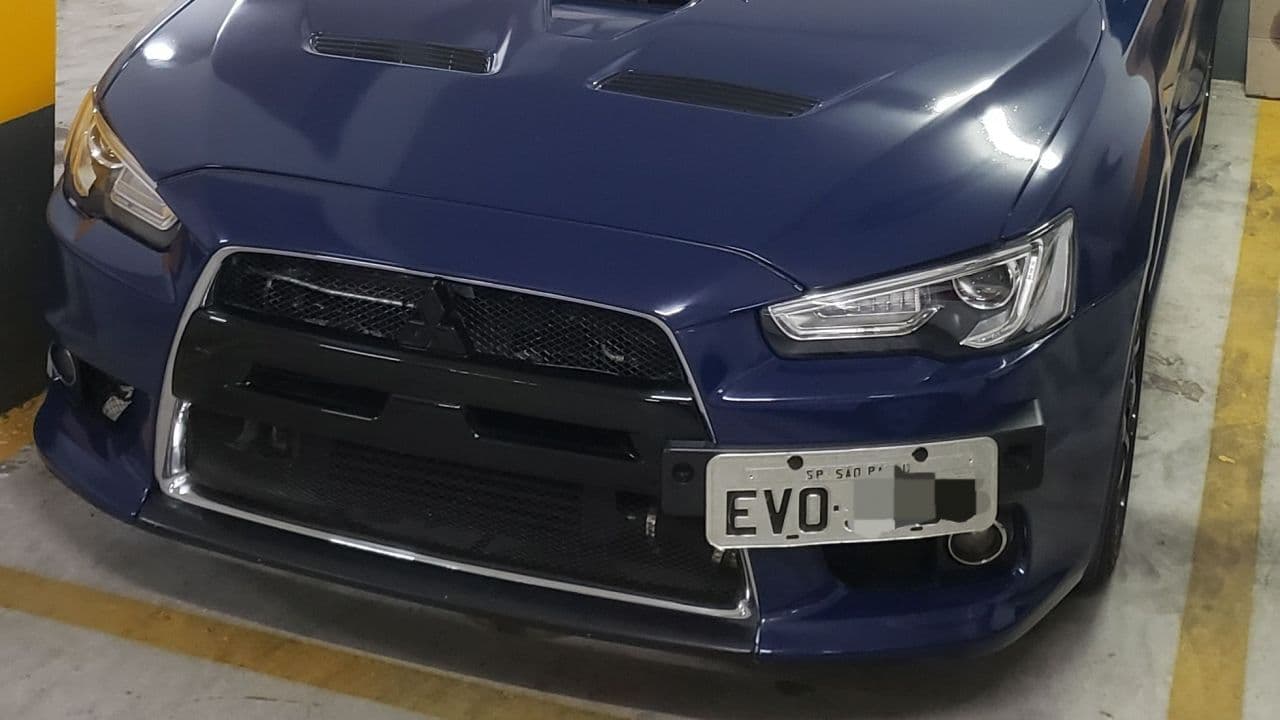 MITSUBISHI LANCER EVOLUTION X 2012