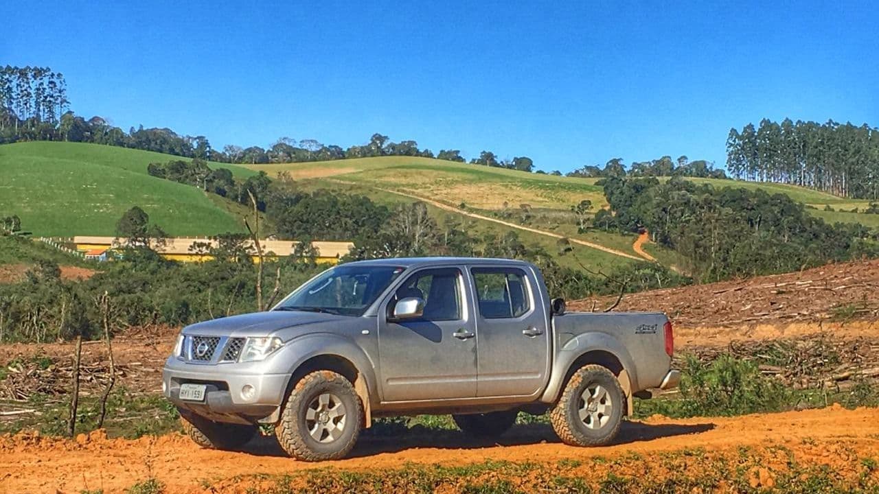 NISSAN FRONTIER CABINE DUPLA 2008