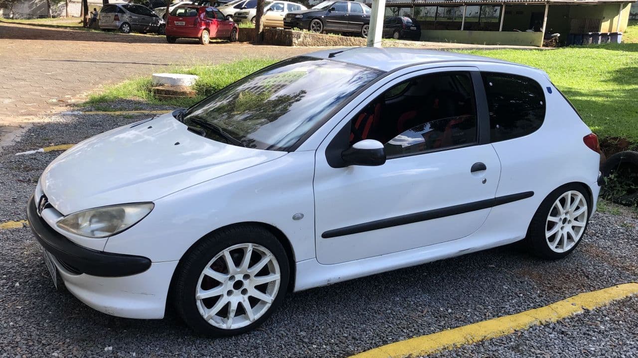 PEUGEOT 206 2002