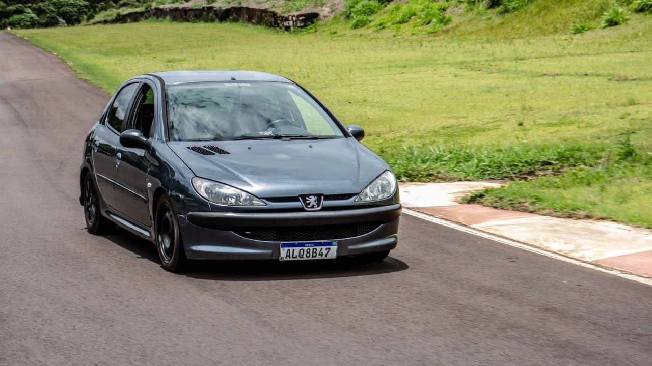 PEUGEOT 206 2004