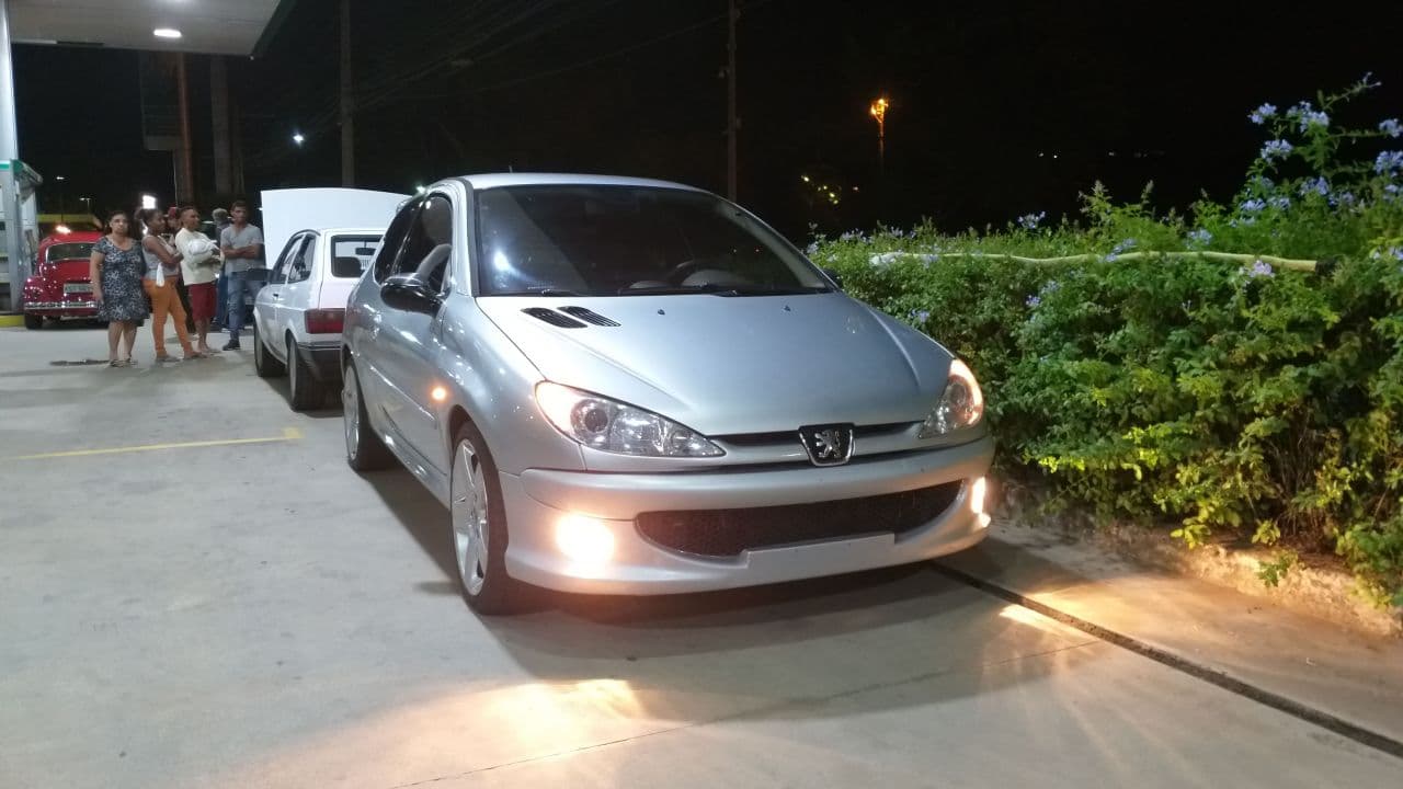 PEUGEOT 206 2004