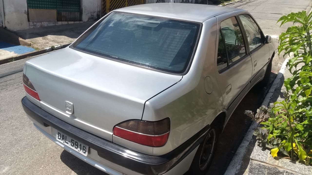 PEUGEOT 306 SEDAN 2000