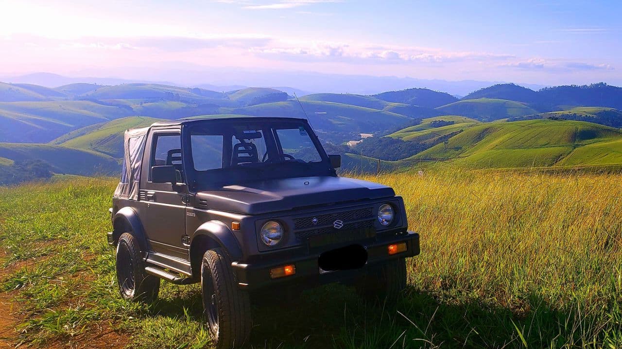 SUZUKI SAMURAI 1995