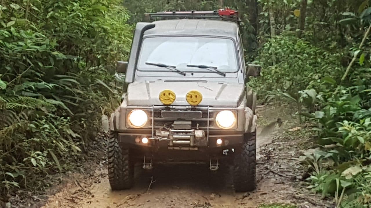 SUZUKI SAMURAI 1995