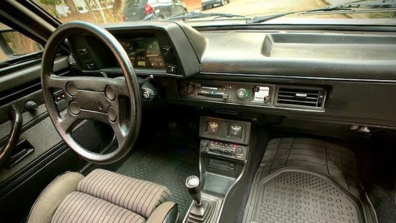 VOLKSWAGEN PASSAT GTS POINTER 1986