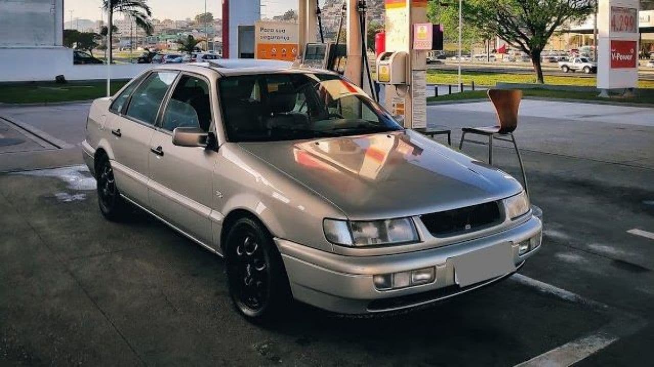 VOLKSWAGEN PASSAT VR6 1996